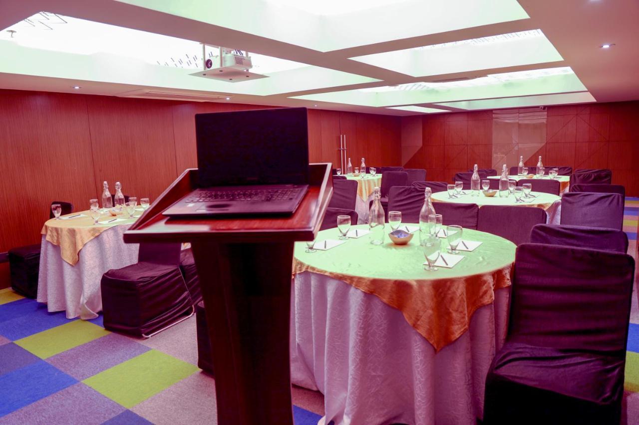 Royal Orchid Golden Hotel