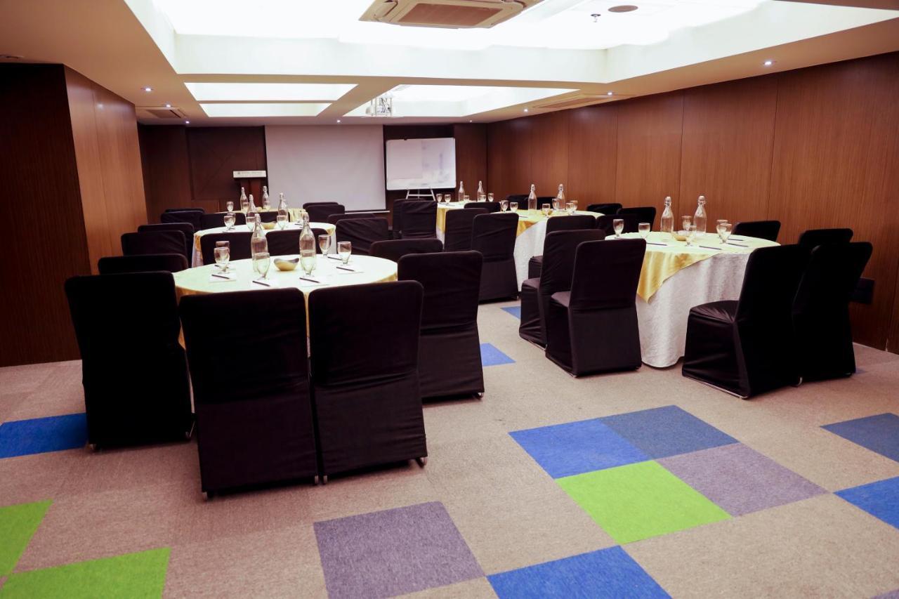Hotel Royal Orchid Golden