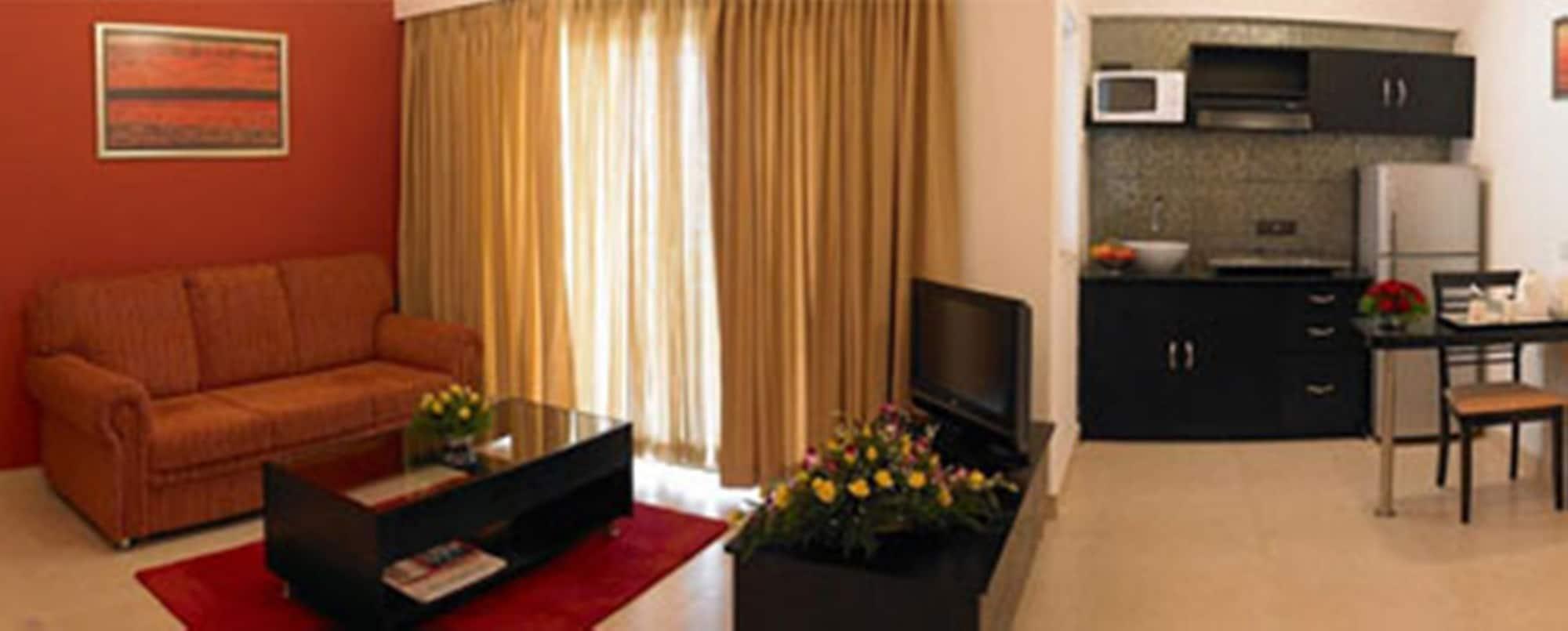 Royal Orchid Golden Hotel