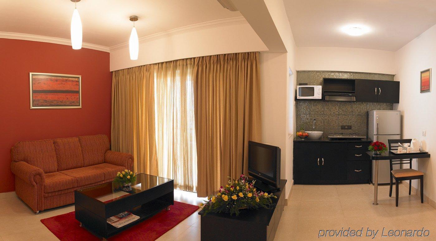 Hotel Royal Orchid Golden Pune