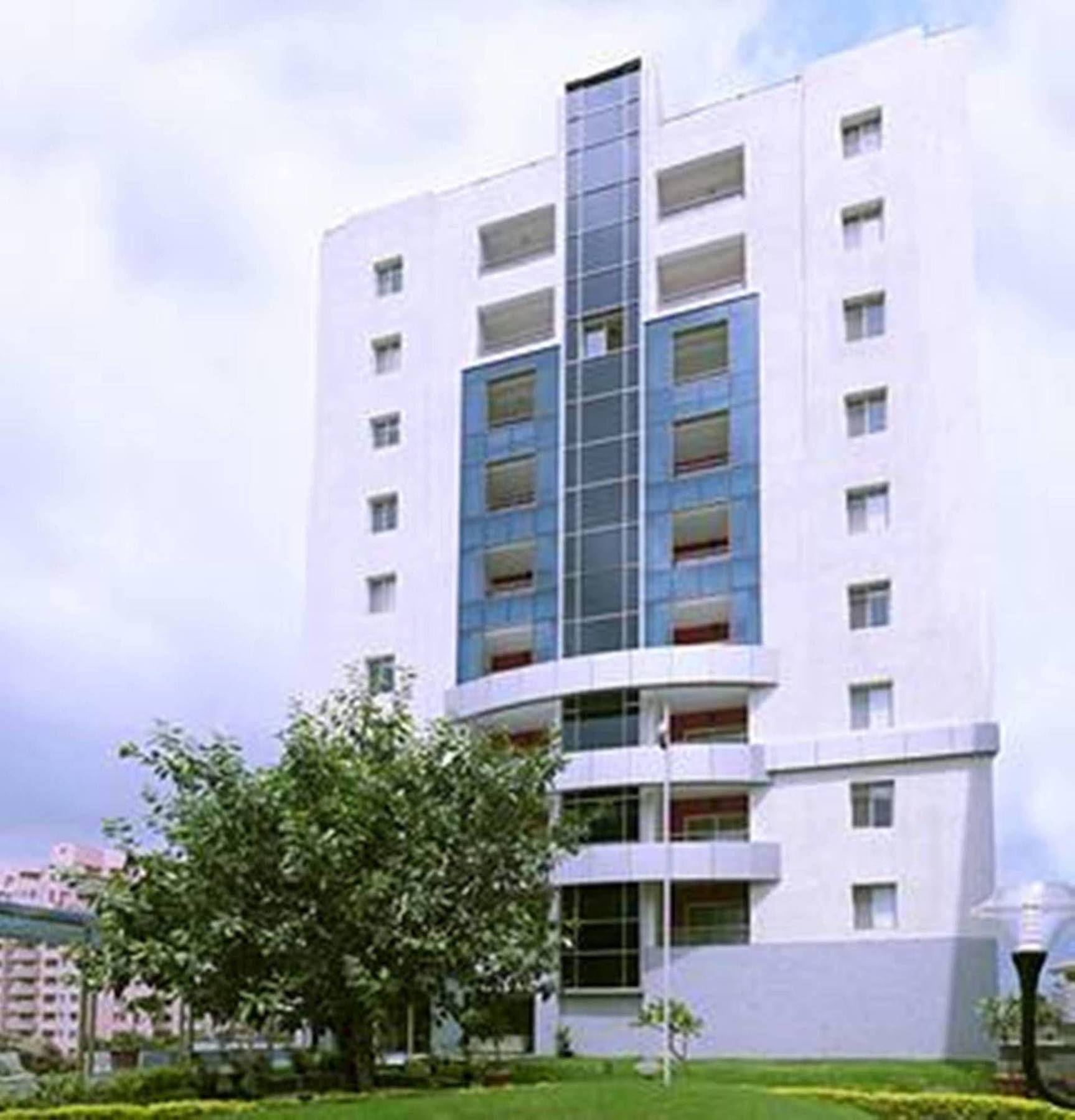 Royal Orchid Golden 4*