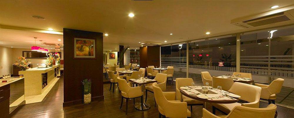Hotel Royal Orchid Golden 4*